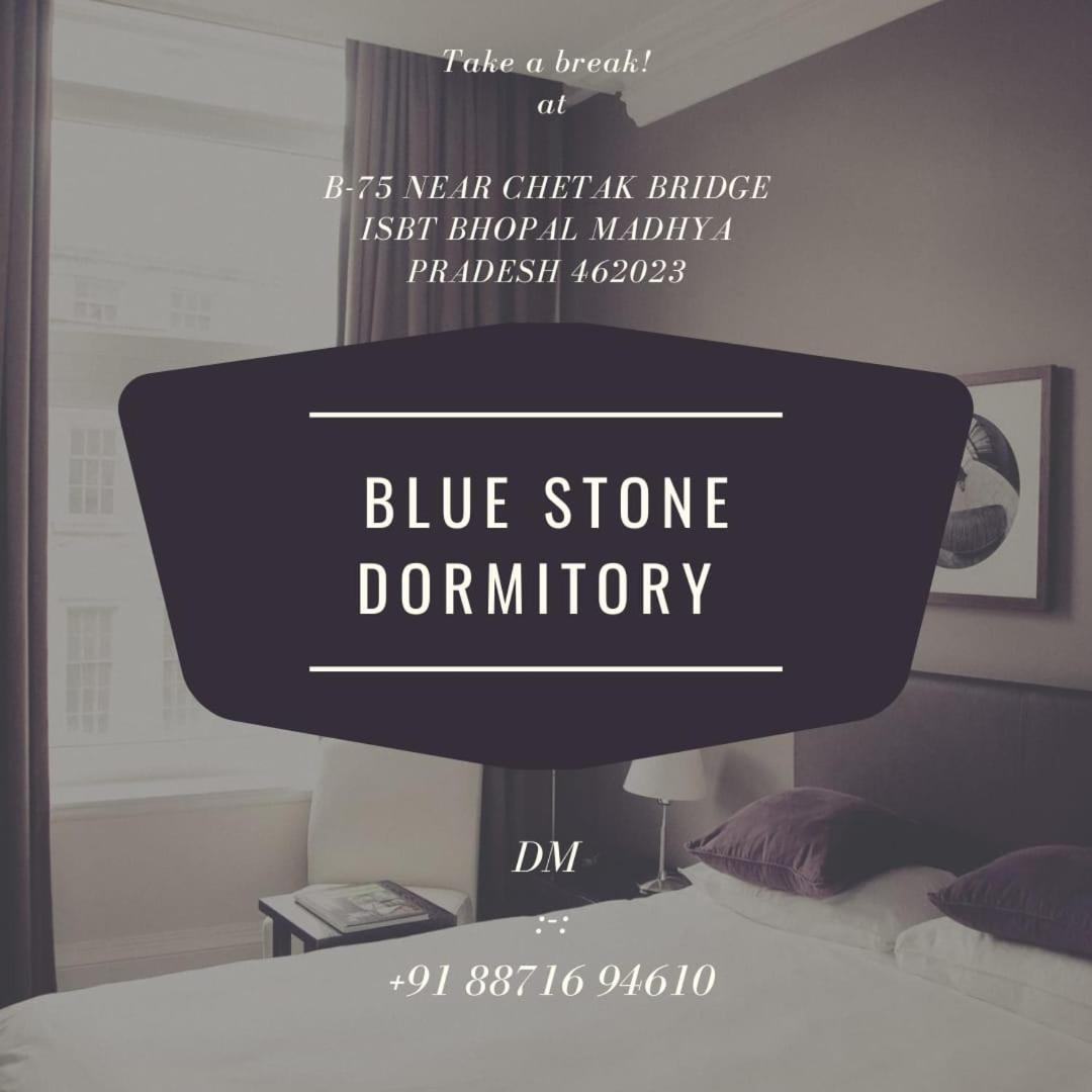 Blue Stone Dormitory Bhopal Værelse billede